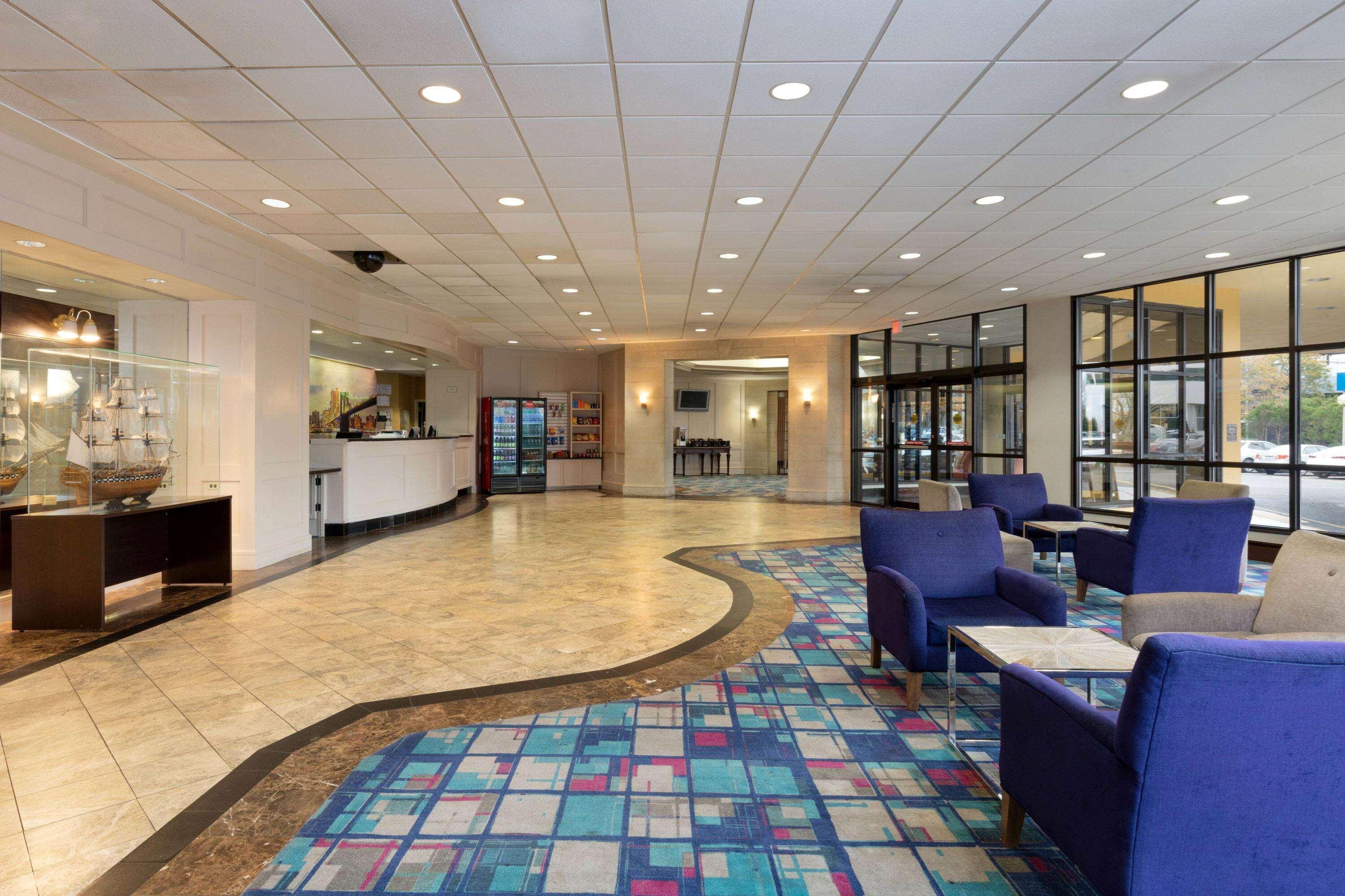 La Quinta By Wyndham Secaucus Meadowlands Hotel Екстериор снимка