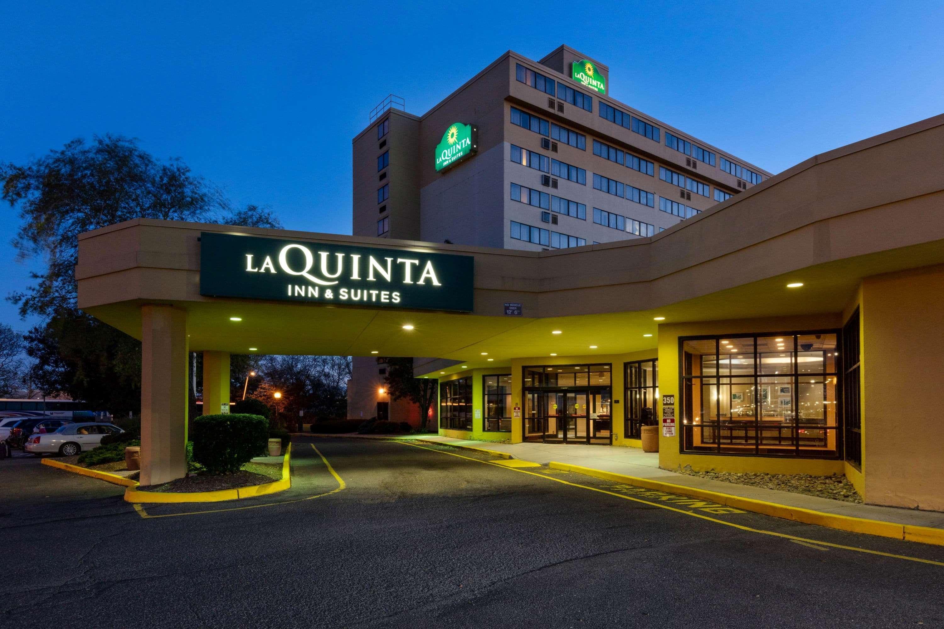 La Quinta By Wyndham Secaucus Meadowlands Hotel Екстериор снимка