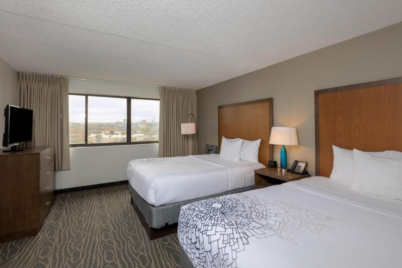 La Quinta By Wyndham Secaucus Meadowlands Hotel Екстериор снимка
